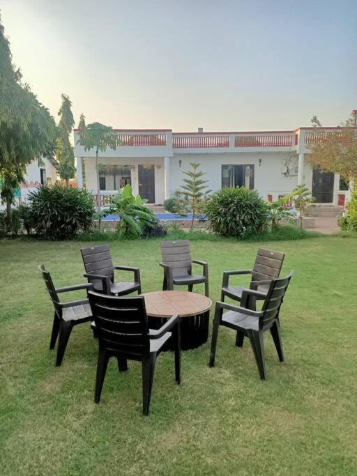 Achal Farm जंगल में मंगल Villa Gurgaon Eksteriør billede