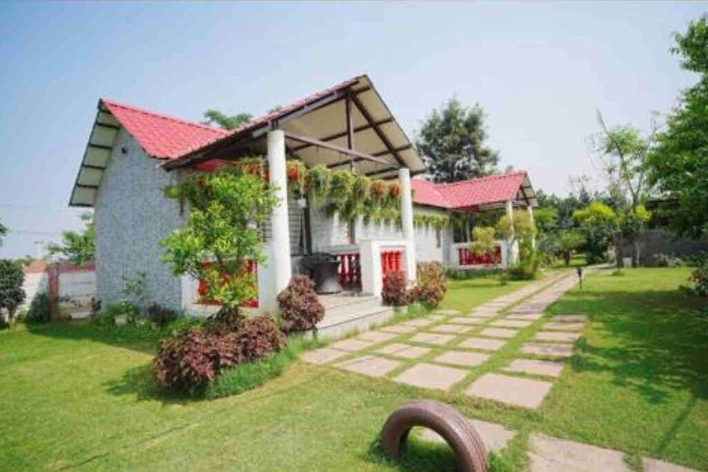 Achal Farm जंगल में मंगल Villa Gurgaon Eksteriør billede